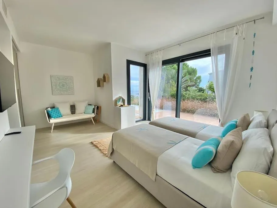Fenandgi Luxury Hospitality At Its Finest ! Hotel Porto Columbu - Perd'E Sali Guest house