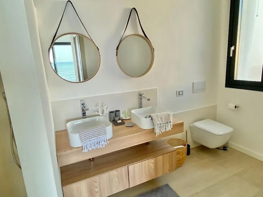 Fenandgi Luxury Hospitality At Its Finest ! Hotel Porto Columbu - Perd'E Sali