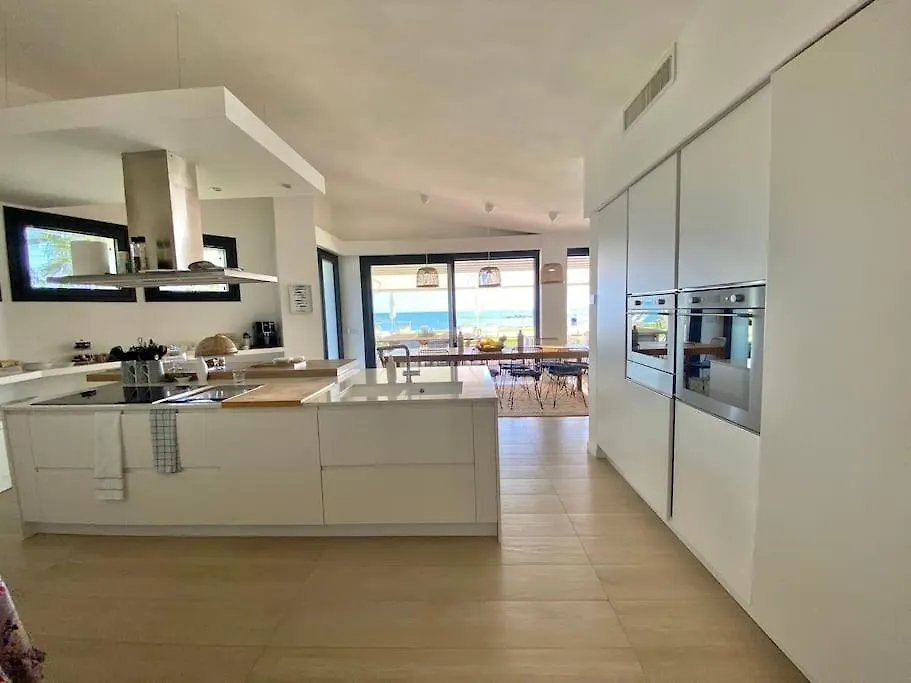 Fenandgi Luxury Hospitality At Its Finest ! Hotel Porto Columbu - Perd'E Sali 0*,  Italy
