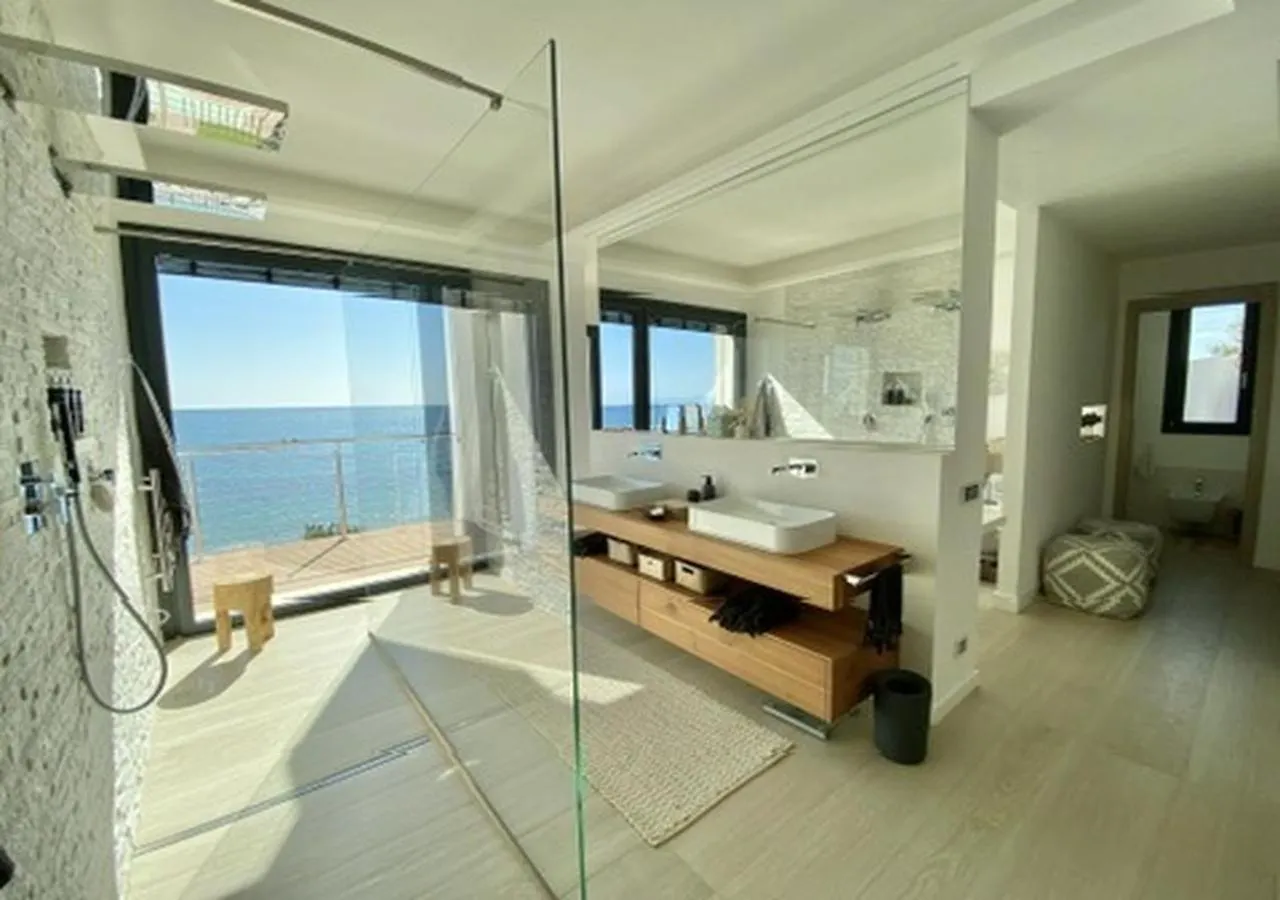 Fenandgi Luxury Hospitality At Its Finest ! Hotel Porto Columbu - Perd'E Sali