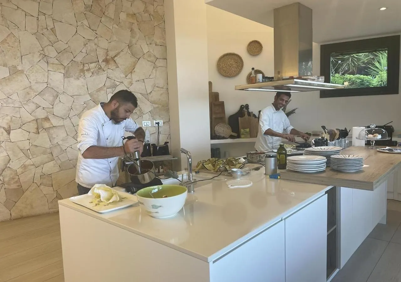Fenandgi Luxury Hospitality At Its Finest ! Hotel Porto Columbu - Perd'E Sali 0*,  Italy